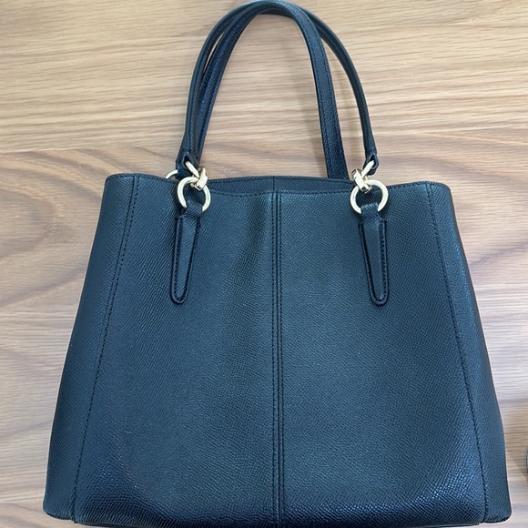 Black coach purse - Picture 6 of 8